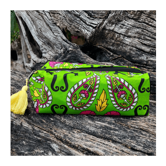 Kanga Weekend Wash Bag