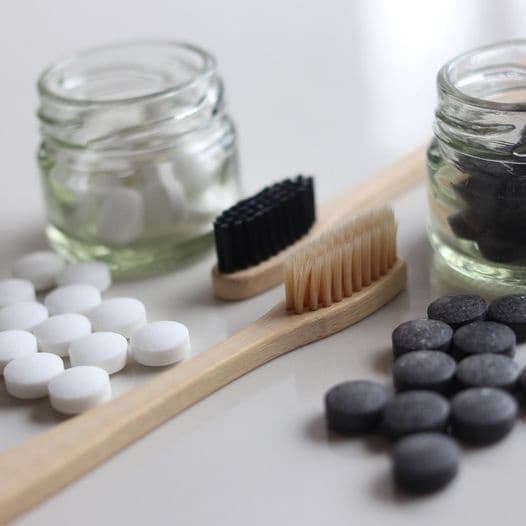 Jar toothpaste tabs - activated charcoal