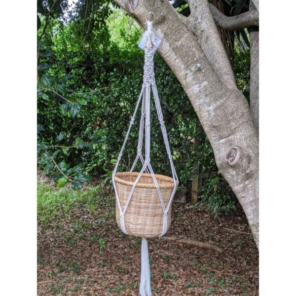 Hanging deep basket light colour