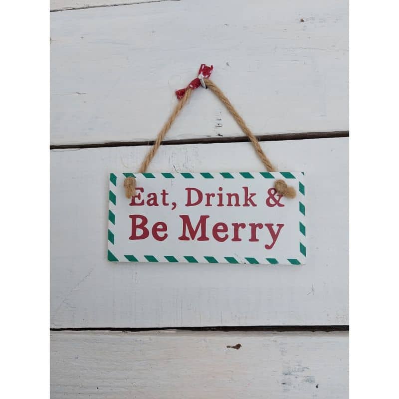 8Ass Wooden Green & Red Hanger