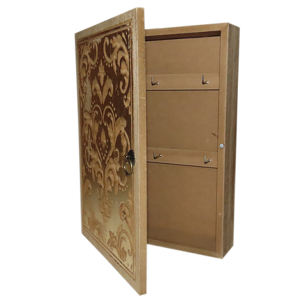 GOLD WOODEN KEY CUPBOARD	BYZ368