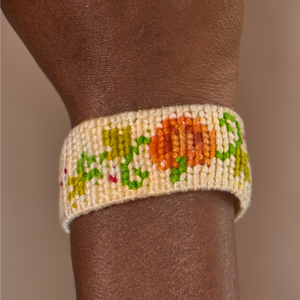 Macrame Bracelet / Large - Image 7