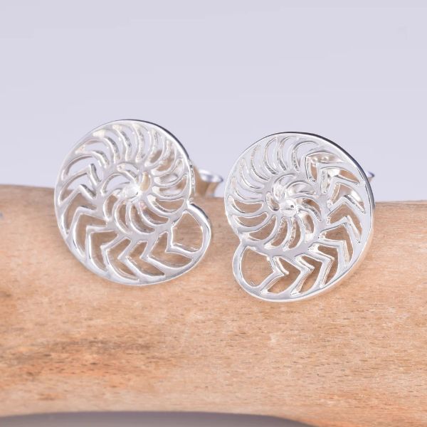 Silver Nautilus stud earrings S554