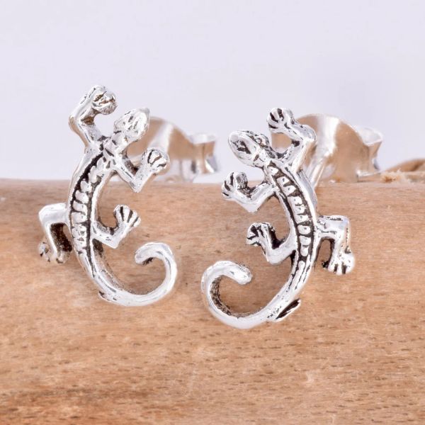 Silver Gecko stud earrings S095