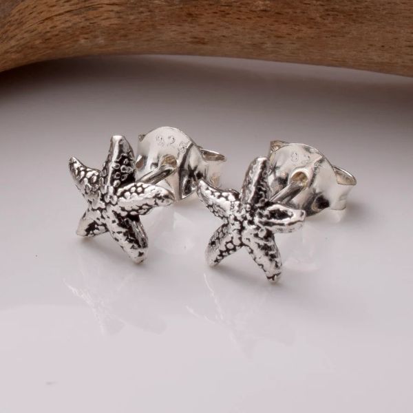 Tiny starfish stud earrings S336