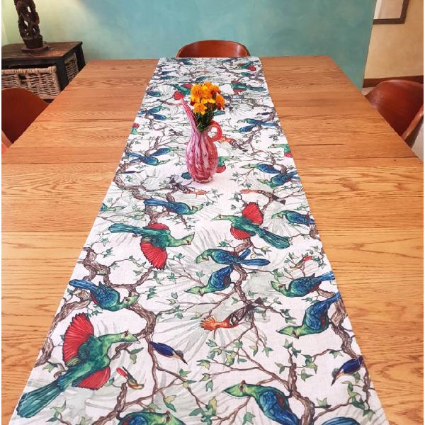Vintage Birds of a Feather Table Runner