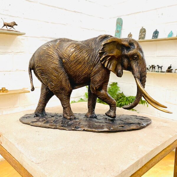 Walking Elephant - LL12