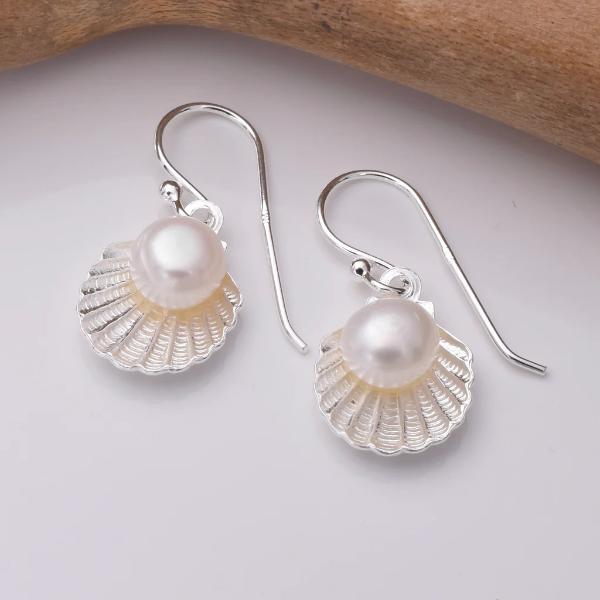 925 Silver Scallop Shell With Freshwater Pearl Earrings E773