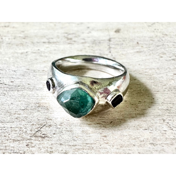 Ring Iolite Stone -KFD24R71