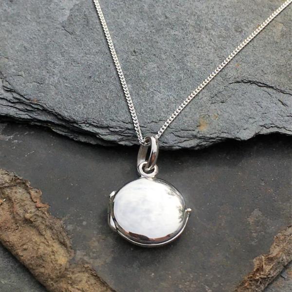 Round Locket Pendant