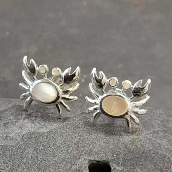 Mother Of Pearl Crab Stud Earrings 12X9mm