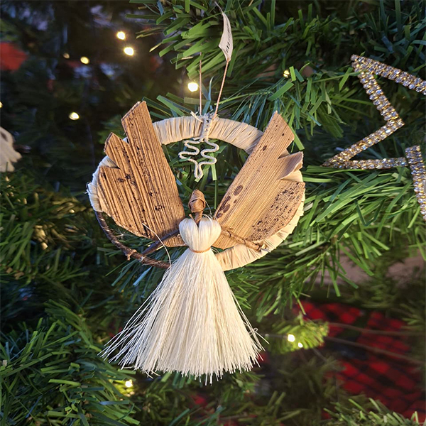 Sisal Angel In A Circle