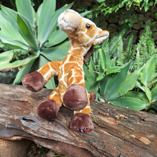 Giraffe - Plush Toy With Kenya Flag 30cm