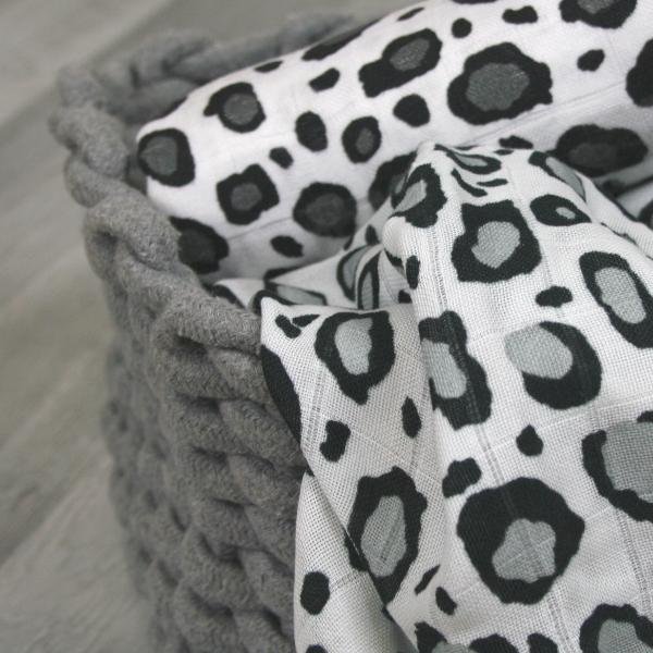 Muslin Baby Swaddle120 cm Bamboo/Organic Cotton - Leopard - Image 3